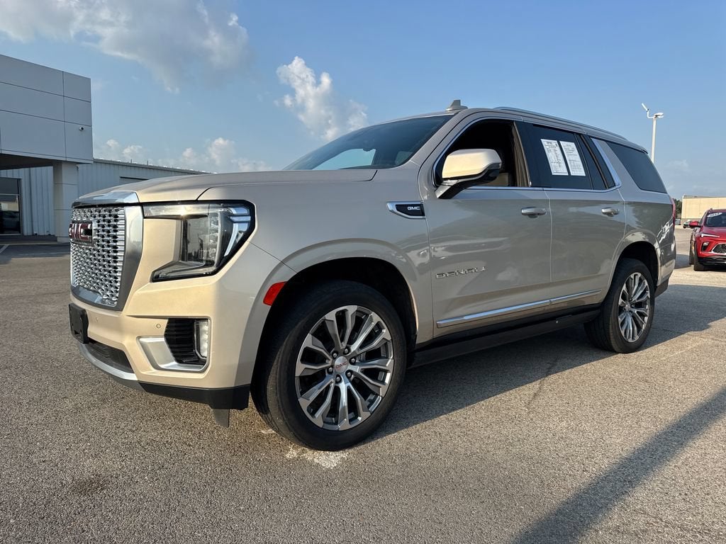 2021 GMC Yukon — side profile view