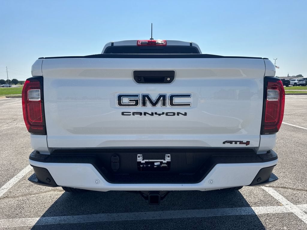 2026 GMC Canyon — detail view