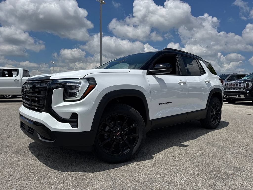 2027 GMC Terrain FWD Elevation in Summit White — front three-quarter view