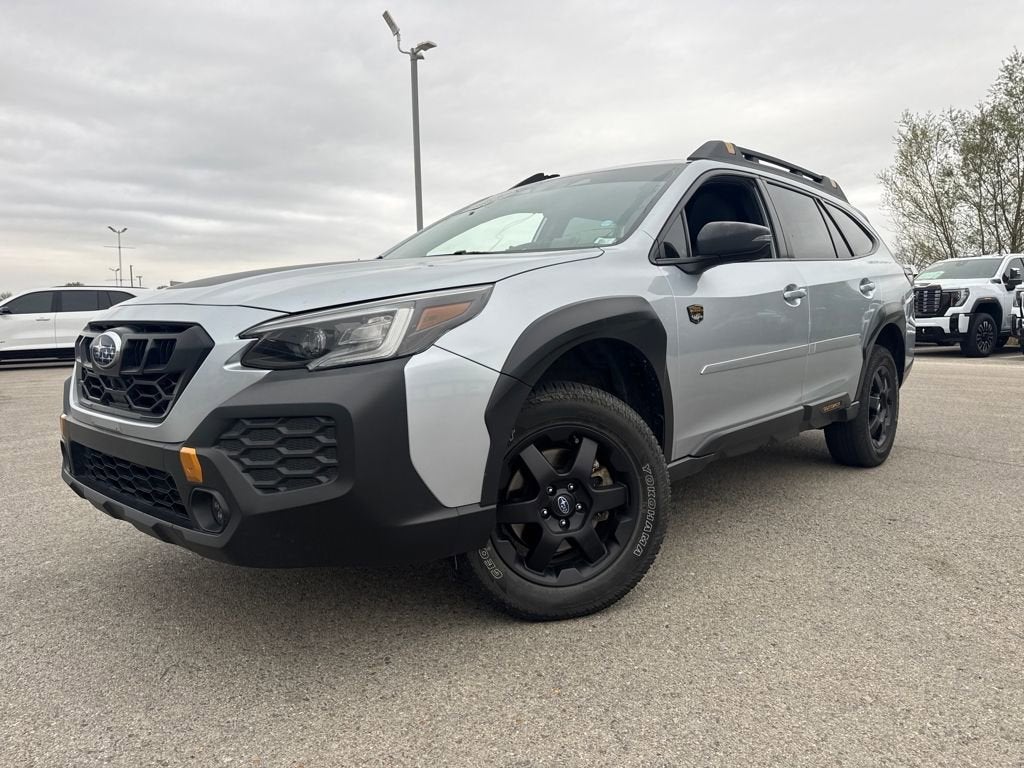 2024 Subaru Outback Wilderness in Ice Silver Metall — front three-quarter view