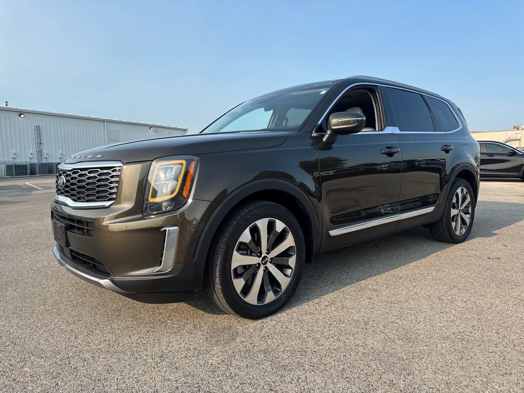2021 Kia Telluride — side profile view