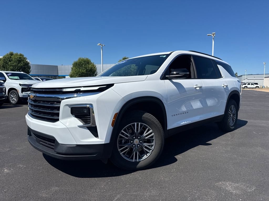 2026 Chevrolet Traverse LT in Summit White — front three-quarter view