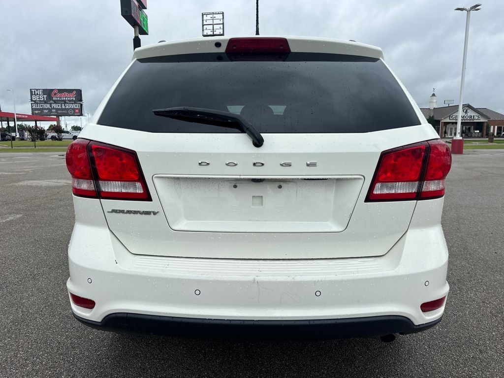 2019 Dodge Journey — detail view