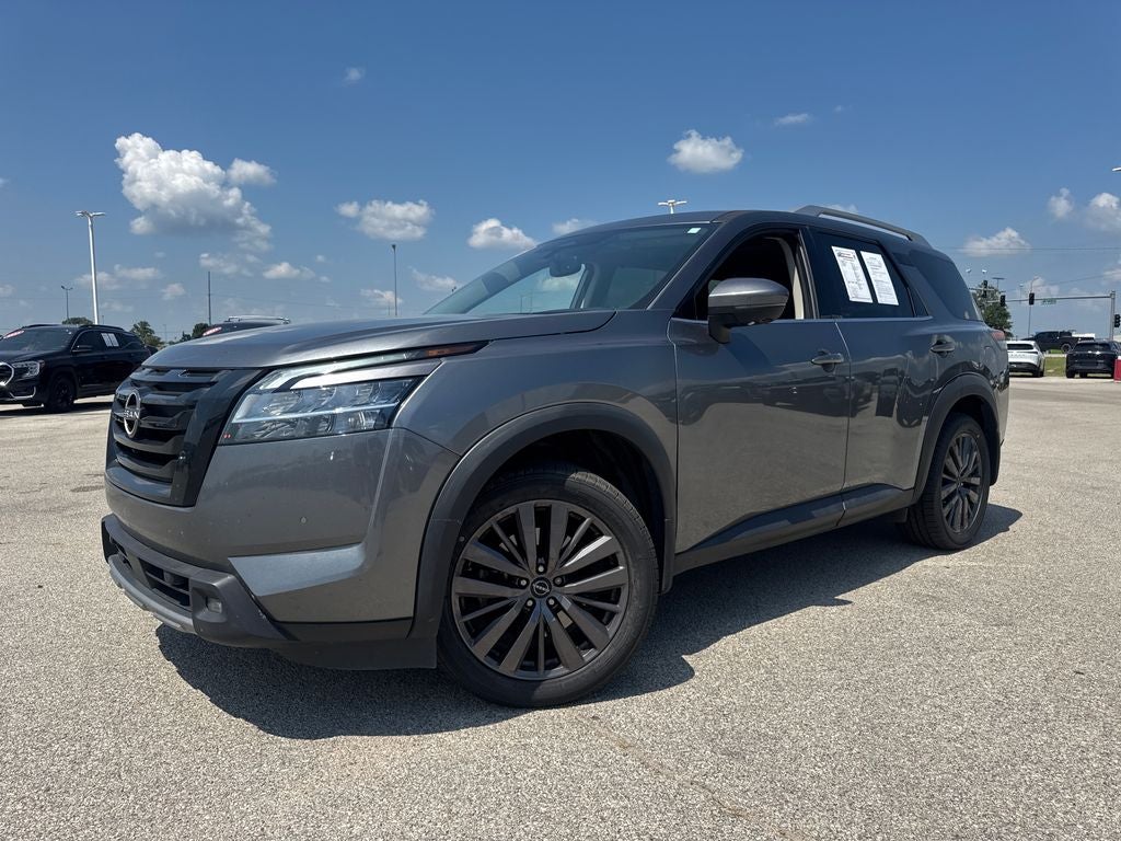 2022 Nissan Pathfinder SL in Gun Metallic — front three-quarter view
